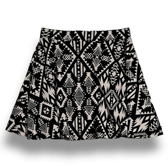 PINK Skater Mini Skirt - Picture 1 of 7